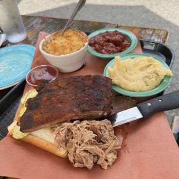 Skyway Bar & Grill - Sampler Platter - Barbeque Near Me - Zigzag, Oregon Skyway Bar & Grill - Sampler Platter - Barbeque Near Me - Zigzag, Oregon