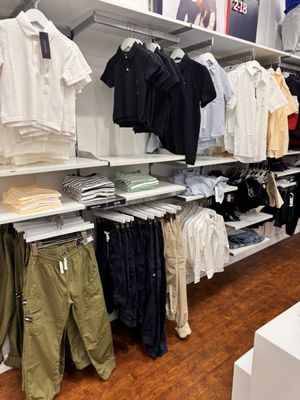 Tommy Hilfiger by null