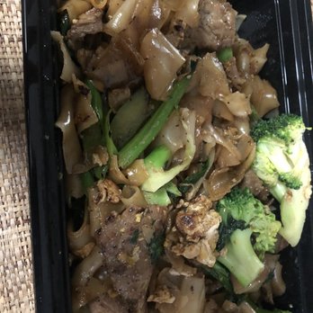 Bahn Thai - Pad Sew Ew with Beef - Thai Near Me - San Diego, California Bahn Thai - Pad Sew Ew with Beef - Thai Near Me - San Diego, California