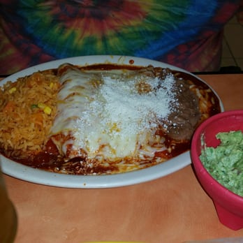 La Salsita - Enchiladas one red pork 1 cheese with beans and rice excellent! Fresh made guacamole was great also! - Mexican Near Me - Port Arthur, Texas La Salsita - Enchiladas one red pork 1 cheese with beans and rice excellent! Fresh made guacamole was great also! - Mexican Near Me - Port Arthur, Texas
