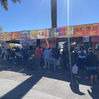 Weenie Queen - Supper fast lines - Hot Dogs Near Me - Spring Valley, California Weenie Queen - Supper fast lines - Hot Dogs Near Me - Spring Valley, California