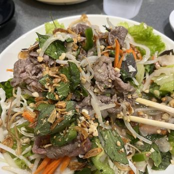 Pho & Chill - C7. Mixed Herb Salad (Goi Bo Hoac Ga) (this is beef salad) - Vietnamese Near Me - Lynnwood, Washington