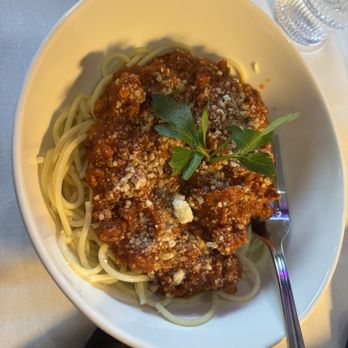 Pier 909 - Spaghetti with Meat Sauce - Italian Near Me - Colonial Beach, Virginia Pier 909 - Spaghetti with Meat Sauce - Italian Near Me - Colonial Beach, Virginia