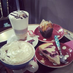 It Coffee - Latte macchiato speculoos, chocolat viennois, muffin myrtille et cheesecake framboise...