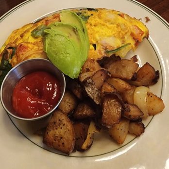 Dubliner Restaurant & Pub - Irish Near Me - Washington, DC, District of Columbia