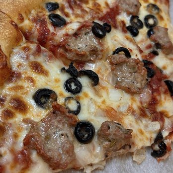 Master Pizza - Sausage onion black olives - Pizza Near Me - Westlake, Ohio Master Pizza - Sausage onion black olives - Pizza Near Me - Westlake, Ohio