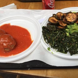 Pomodoro e Mozzarella - Meatballs (on Fridays) and veggies