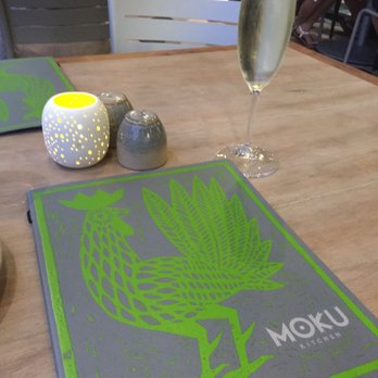Moku Kitchen - Cocktail Bars Near Me - Honolulu, Hawaii