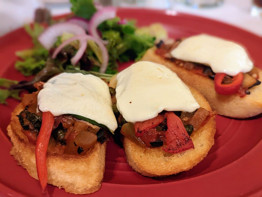 Nicolettas Italian Cafe