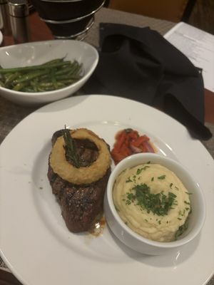 Augustino's Italian Eatery and Prime Steaks by null