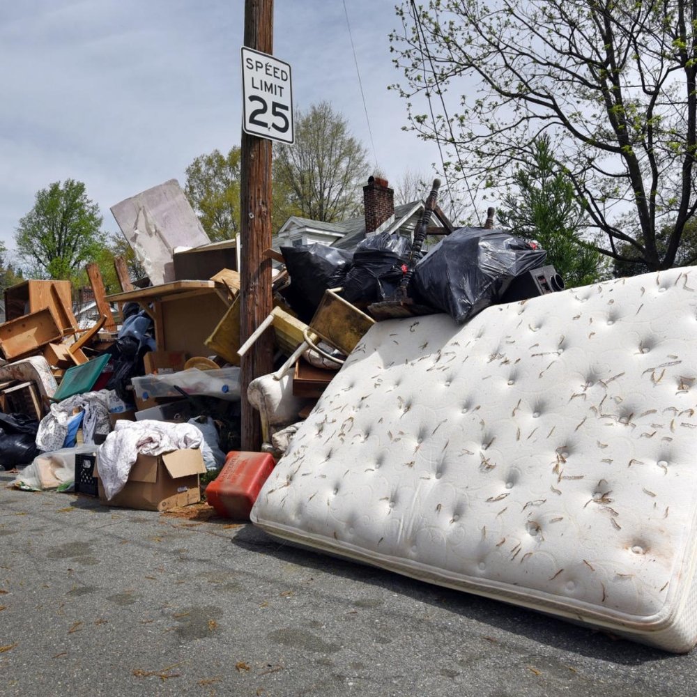24/7 BULKI ITEMS PICKUP - Request a Quote - Santa Ana, California ...