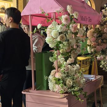 Molly Tea - Pretty flowers - Bubble Tea Near Me - San Mateo, California Molly Tea - Pretty flowers - Bubble Tea Near Me - San Mateo, California