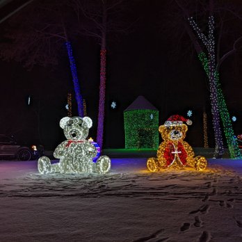Sam’s Christmas Villiage - Bears - Festivals Near Me - Somerset, Wisconsin Sam’s Christmas Villiage - Bears - Festivals Near Me - Somerset, Wisconsin