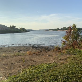 Virginia Point Park - Parks Near Me - Kenova, West Virginia Virginia Point Park - Parks Near Me - Kenova, West Virginia