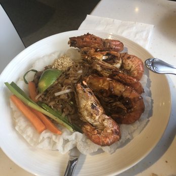 Aaharn - Shrimp and rice noodles. - Thai Near Me - San Diego, California Aaharn - Shrimp and rice noodles. - Thai Near Me - San Diego, California