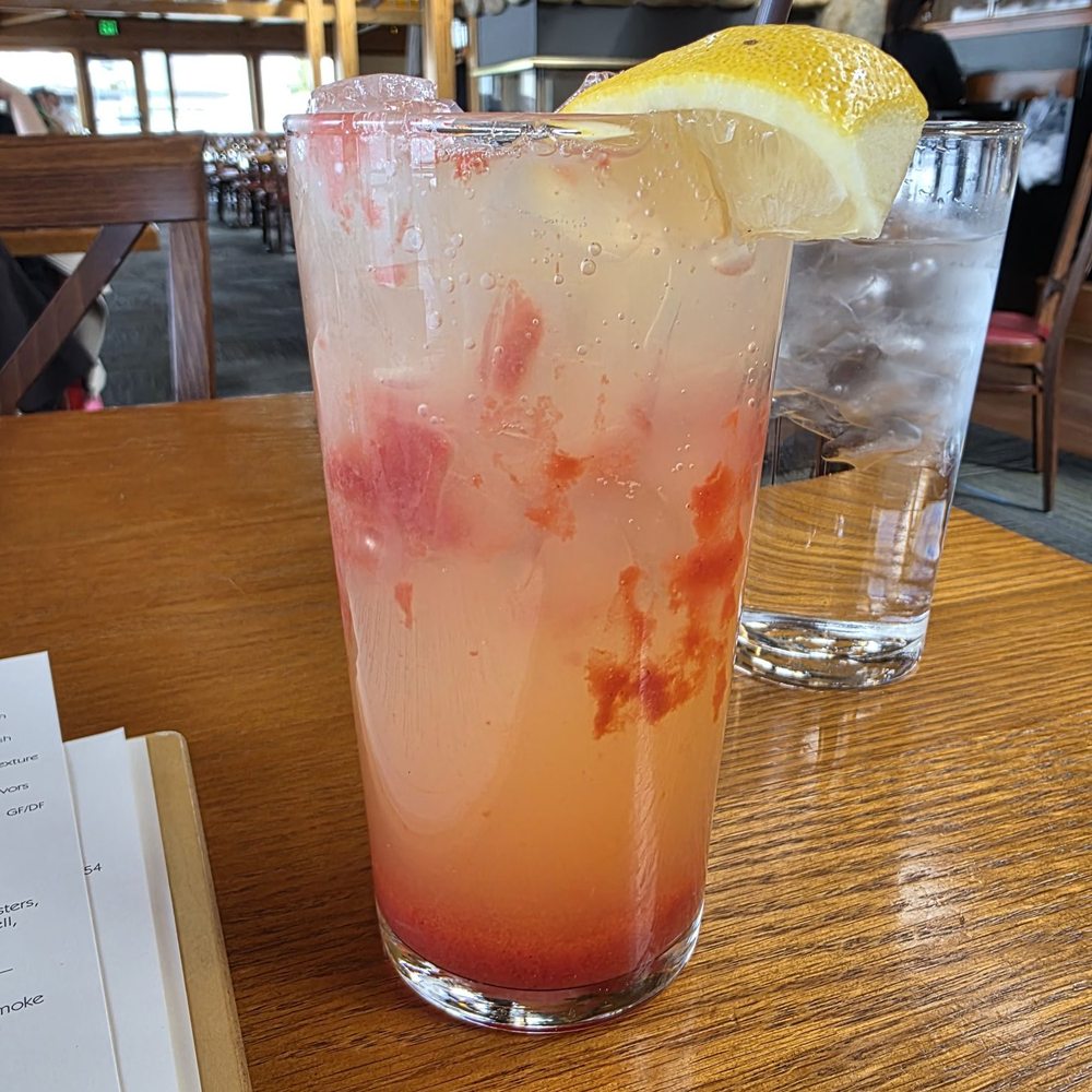 Ray's Café - Strawberry lemonade - Seafood Near Me - Seattle, Washington Ray's Café - Strawberry lemonade - Seafood Near Me - Seattle, Washington