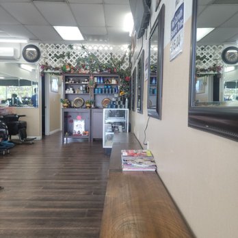 Sunny Barber - Inside - Barbers Near Me - Garden Grove, California Sunny Barber - Inside - Barbers Near Me - Garden Grove, California