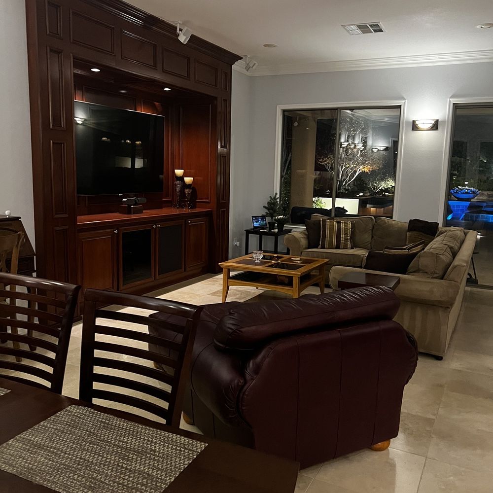 Two Organized - Anyone looking to relax?  Now it's so inviting I cannot wait to sit down later tonight. - Home Organization Near Me