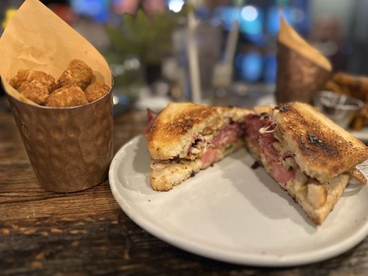 Rebellion Bourbon Bar & Kitchen FXBG by null