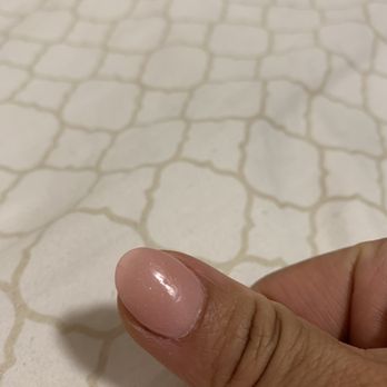 Spring Lily Nail Spa - Cracked thumb on the first day - Nail Salons Near Me - Forest Hills, New York