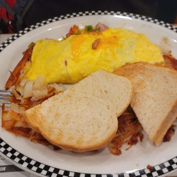 Black Bear Diner Lodi - Western Omelet, sourdough toast, and hash browns - American Near Me - Lodi, California Black Bear Diner Lodi - Western Omelet, sourdough toast, and hash browns - American Near Me - Lodi, California