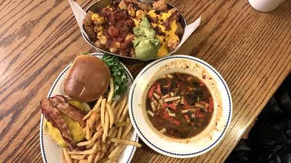 Fred Harvey Tavern by null