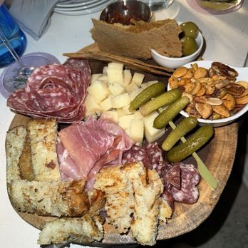 The Laurel Hotel and Spa - Charcuterie board - Hotels Near Me - Auburn, Alabama