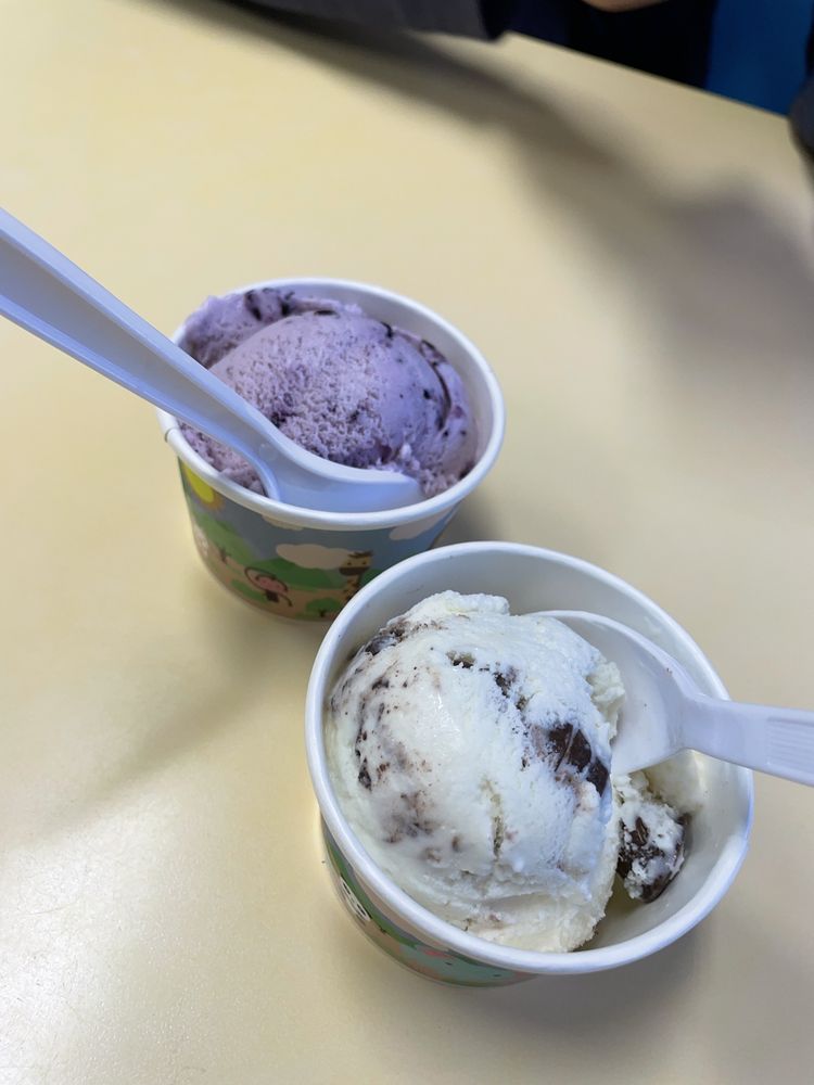 HARBOR ST CREAMERY Updated October 2024 35 Photos & 52 Reviews 307 S Harbor St, Seward