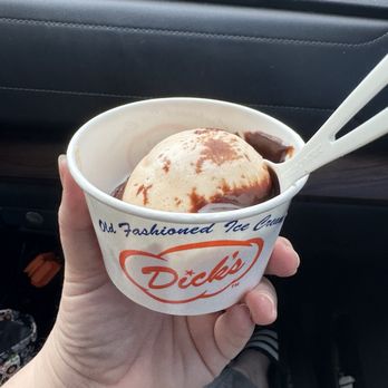 Dick's Drive-In - Vanilla ice cream with fudge - Burgers Near Me - Everett, Washington