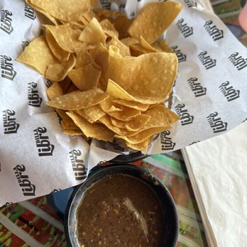 Dilla Libre Dos - Chips & Salsa Party Platter - Mexican Near Me - Scottsdale, Arizona