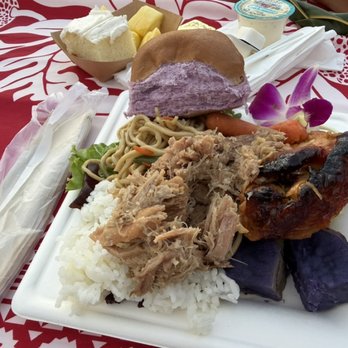 Chief's Luau - Performing Arts Near Me - Kapolei, Hawaii