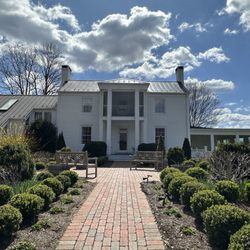 The Farmhouse at Veritas - Farmhouse at Veritas