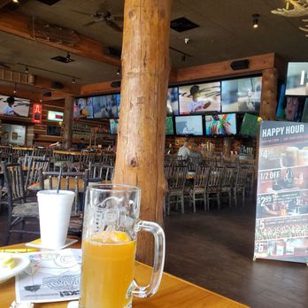 Twin Peaks - not to busy today. - Sports Bars Near Me - Altamonte Springs, Florida