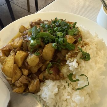 Kin - Chicken curry - LAN Centers Near Me - Hayward, California