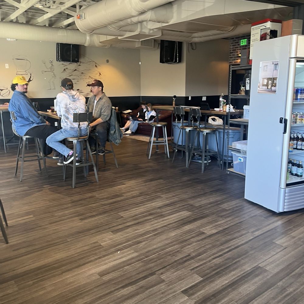 Midnight Coffee Roasting - Inside Seating - Coffee Roasteries Near Me - Reno, Nevada Midnight Coffee Roasting - Inside Seating - Coffee Roasteries Near Me - Reno, Nevada