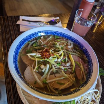 High Lúa Vietnamese Kitchen - Bun Bo Hue - Vietnamese Near Me - Brooklyn, New York