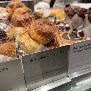 Öfferl - Cruffin - Bakeries Near Me - Vienna, 9