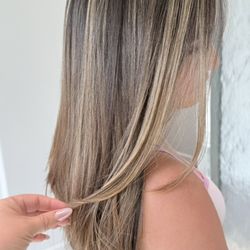 The Beauty Box - Soft caramel balayage