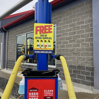 Flash Car Wash - Free use of detail supplies! - Car Wash Near Me - Bridgeport, Connecticut Flash Car Wash - Free use of detail supplies! - Car Wash Near Me - Bridgeport, Connecticut