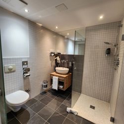 BinderS - Bathroom