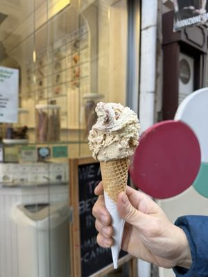 Old Bridge Gelateria by null