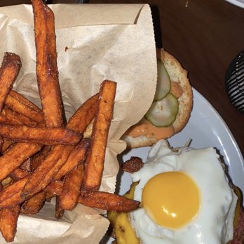 Le Chick - Dirty Double Burgee and spicy sweet potato fries - Cocktail Bars Near Me - Miami, Florida Le Chick - Dirty Double Burgee and spicy sweet potato fries - Cocktail Bars Near Me - Miami, Florida