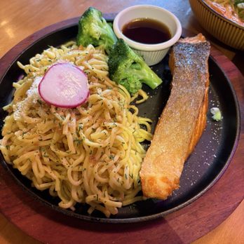 The BEP Corner - Garlic noodles - Asian Fusion Near Me - Duluth, Georgia The BEP Corner - Garlic noodles - Asian Fusion Near Me - Duluth, Georgia