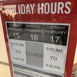 Shoppers Drug Mart - Holiday hours