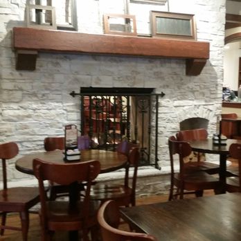 la Madeleine - Cozy setting area - Cafes Near Me - Buford, Georgia