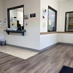 A Plus Urgent Care - Check in counter