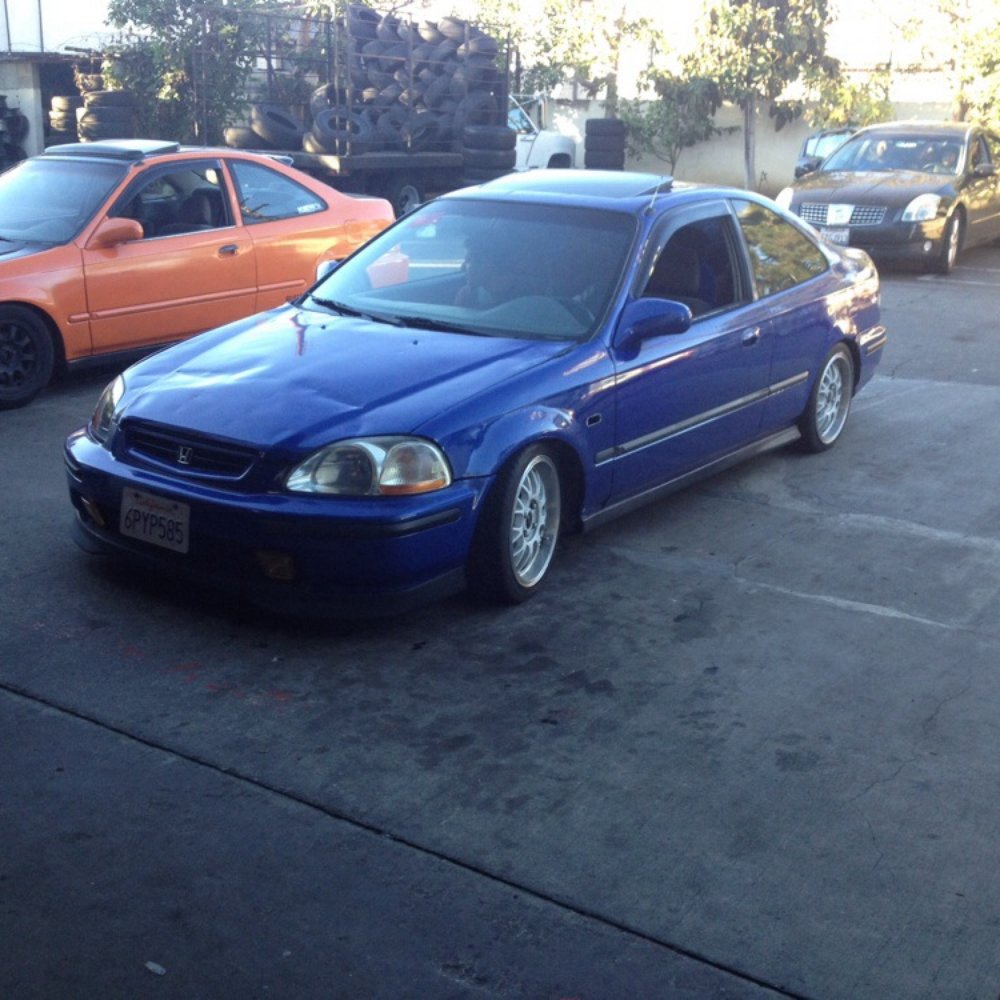 Central Tire Service 7 - Rims swap from orange to blue nd from blue to orange car ! - Tires Near Me - Paramount, California Central Tire Service 7 - Rims swap from orange to blue nd from blue to orange car ! - Tires Near Me - Paramount, California