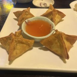 AP13. Crab Rangoon (4 pcs) AP13. Crab Rangoon (4 pcs)