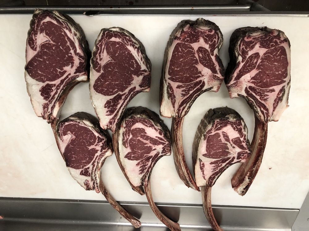 THE BOX MEAT SHOP 14 Photos & 17 Reviews 44870 W Hathaway Ave