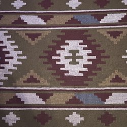 Pooshan World of Rugs - Aztek Rug